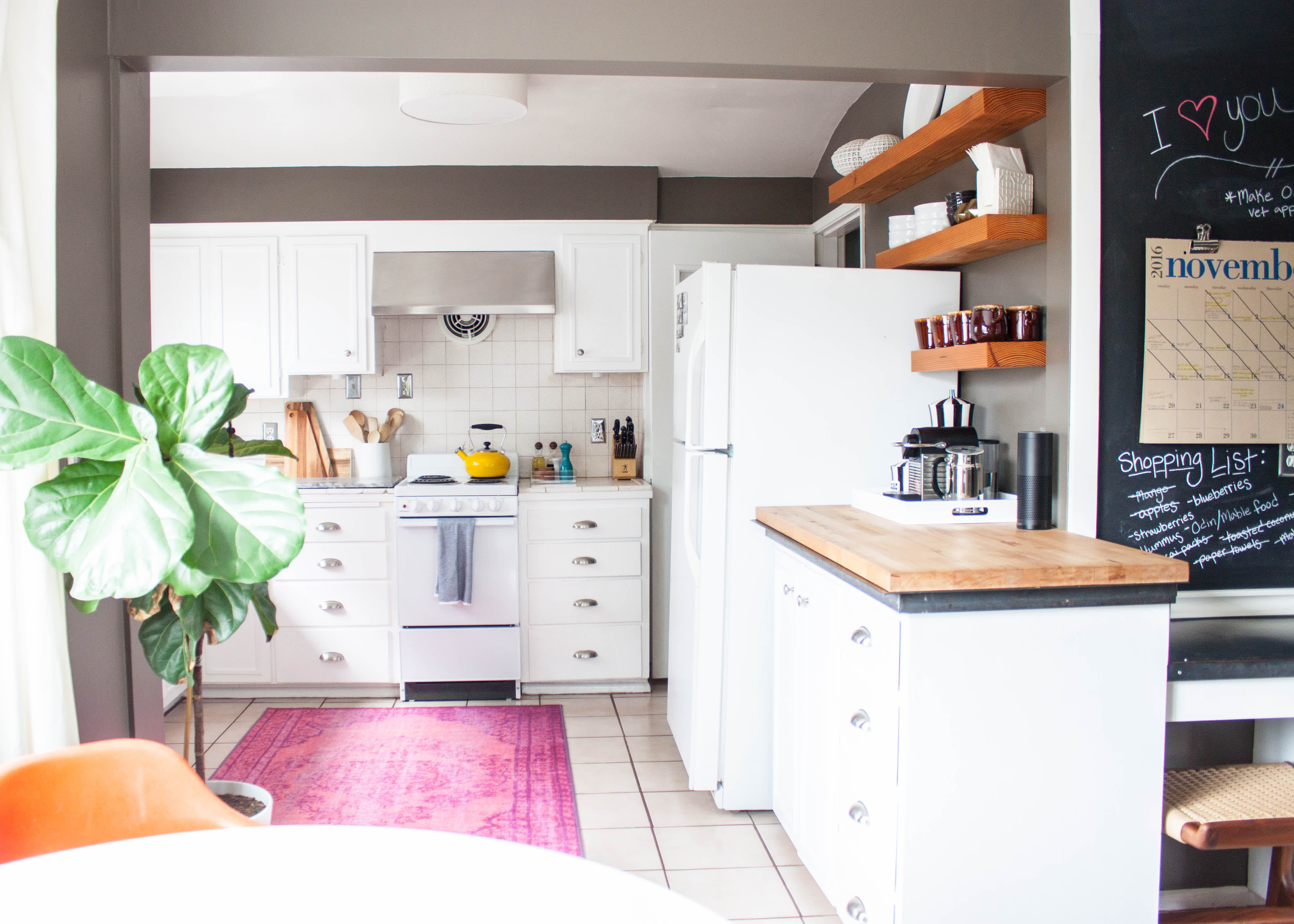 House Tour A MCM, Contemporary Seattle Rental Apartment Therapy